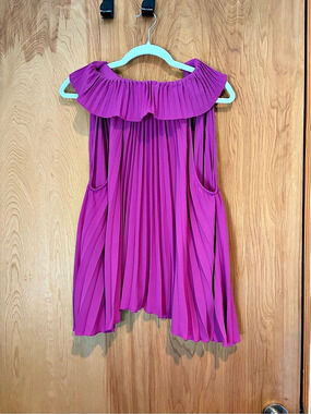 Glam Magenta Pleated Top Size Medium